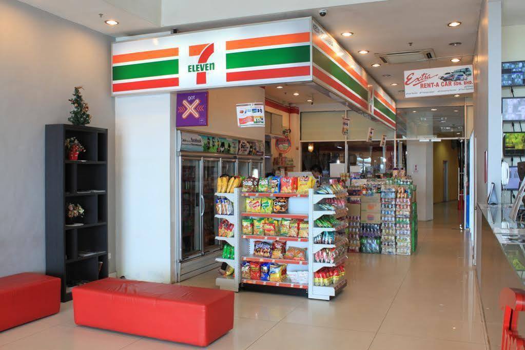 Tune Hotel - 1Borneo Kota Kinabalu Exterior photo