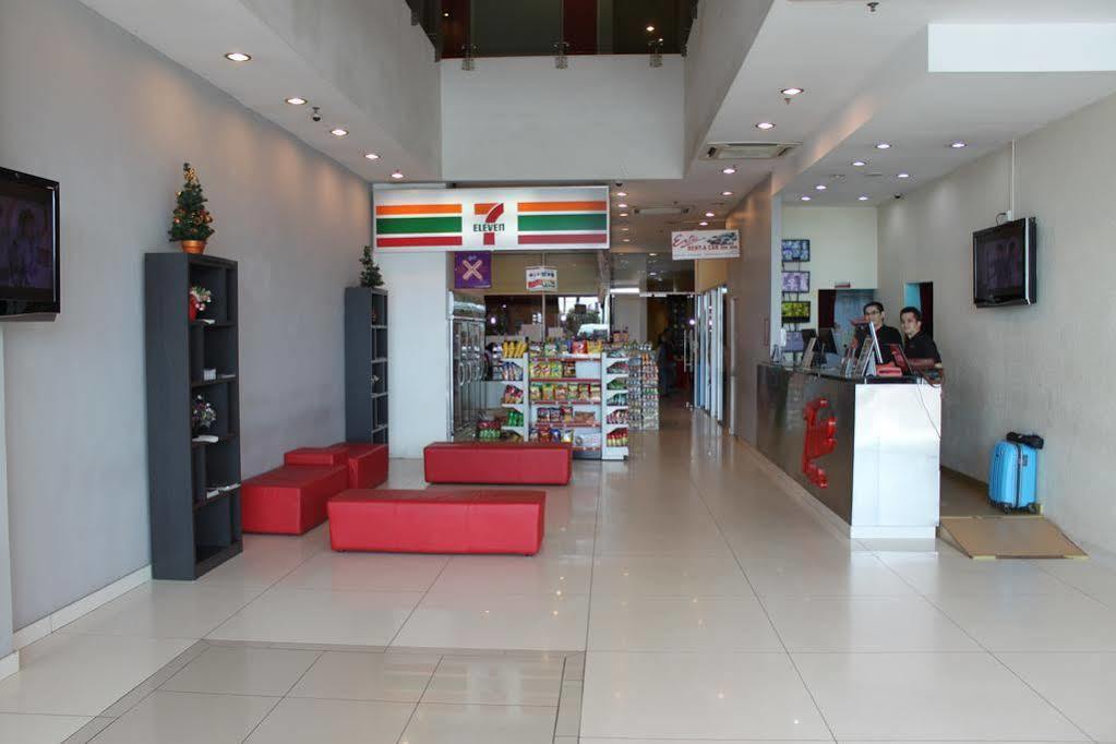 Tune Hotel - 1Borneo Kota Kinabalu Exterior photo